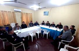 Representantes de la Policía Nacional, Patrulla Caminera, Municipalidad y comisiones vecinales se unen para tareas de control y prevención de delitos en la ciudad de San Antonio.