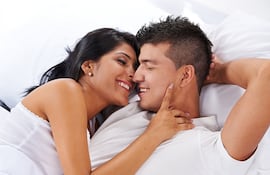 La diputada liberal María Constanza Benítez propuso eliminar a los “amigos con derecho” como medida para combatir el VIH.