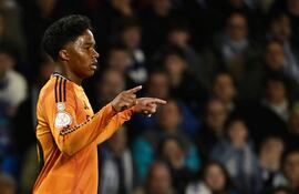 Real Madrid's Brazilian forward #16 Endrick celebrates scoring the opening goal during the Spanish Copa del Rey (King's Cup) semi-final first leg football match between Real Sociedad and Real Madrid CF at the Anoeta stadium in San Sebastian, on February 26, 2025. (Photo by ANDER GILLENEA / AFP)