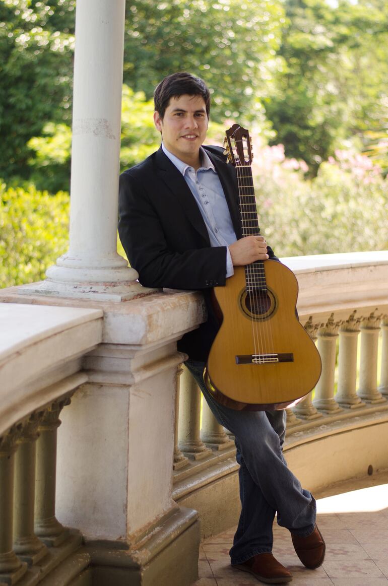 Víctor Manuel Bordón Tanis.