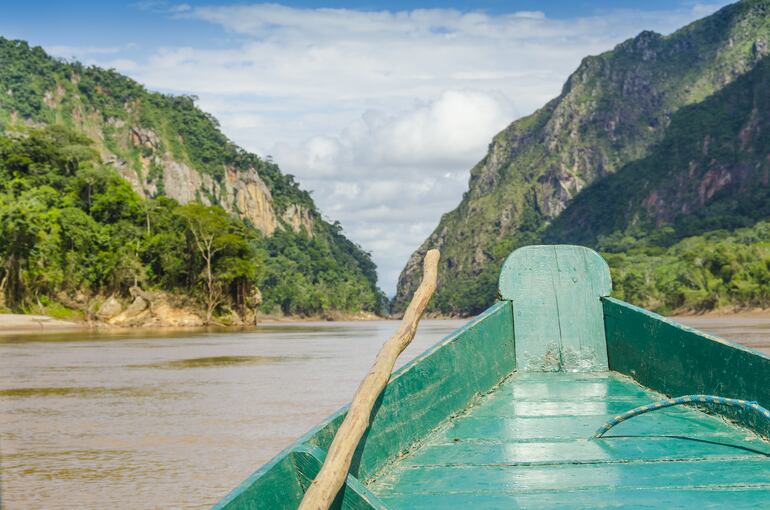 Río Beni en la selva boliviana (región de Rurrenabaque).