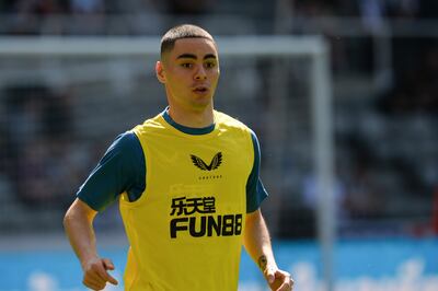 Almirón está mal anímicamente con la decisión de su club.