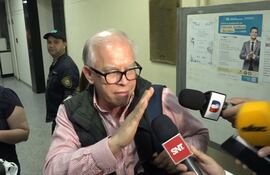 Walter Bower, ex ministro del Interior declarado como culpable de tortura contra policías en mayo del año 2000.