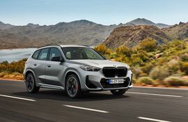El BMW X1 M35i xDrive cuenta con un motor de cuatro cilindros que forma parte de la nueva generación de 'Efficient Dynamics' del grupo.