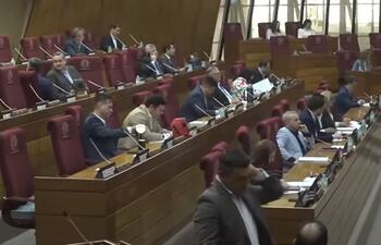 Con quorum justo sesionan hoy los diputados.