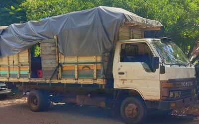 Camión distribuidor que fue asaltado por dos personas a cara descubierta y con un martillo como arma contundente.