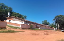 La construcción de la nueva infraestructura del hospital básico tiene un avance del 90% y se espera que la obra se termine lo antes posible.