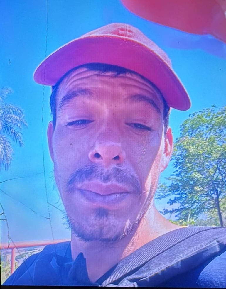 Nelson Arzamendia Cárdenas, sospechoso de feminicidio en Pedro Juan Caballero, buscado por la Policía.