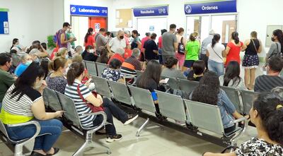 En el área de Laboratorio del Hospital Ingavi IPS, se atienden a unas 800 personas por día.