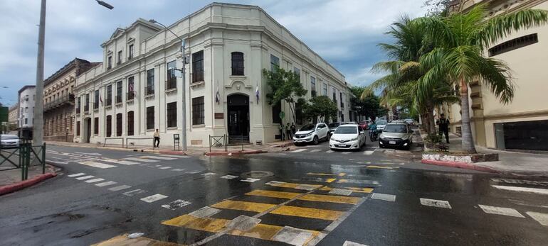 Asunción: cloaca salió a “palmear” por el Centro