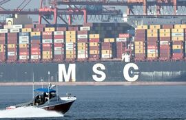 Contenedores de mercaderías en Long Beach, California.