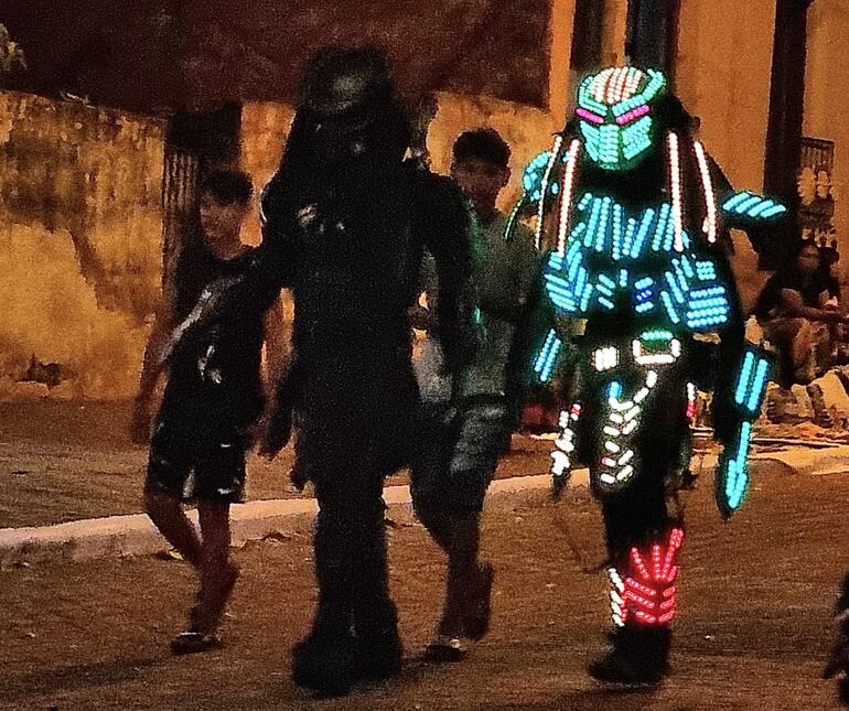 Currusú Rapé en Yaguarón con el elenco de teatro YARA, dirigido por Genn Servin y organizado por la Municipalidad.