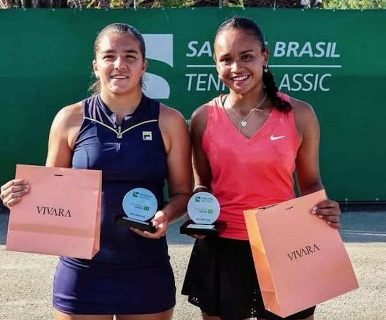 La argentina Josefina Estevez y la paraguaya Leyla Brítez, campeonas en dobles.