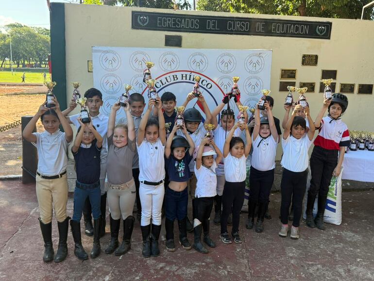 Los menudos de la Mini Escuela.