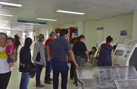 Los pacientes que recibieron reposos durante la caída del sistema del IPS deberán hacer un trámite extra para poder cobrar.