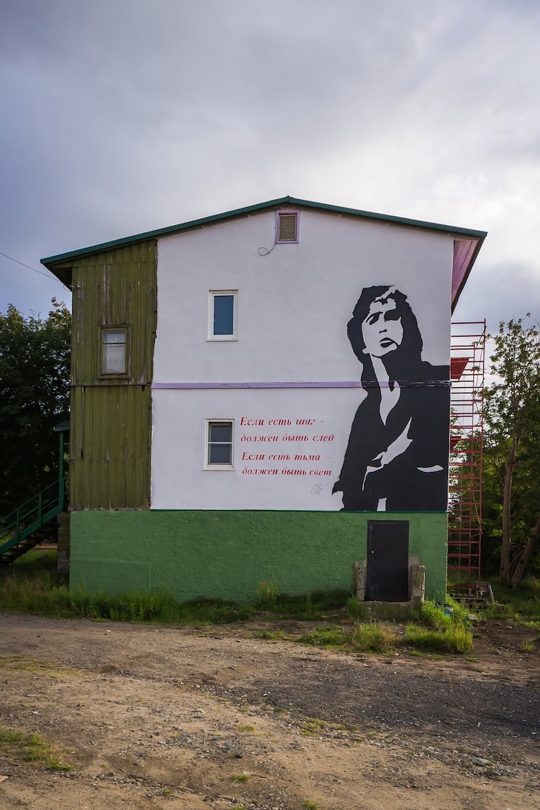 Mural de Viktor Tsoi en Murmansk, Rusia. Fotografía de Alexander Novikov.
