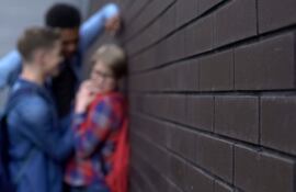 Bullying, acoso escolar en colegios, adolescentes, escuelas.