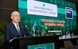 El presidente de Seguridad Seguros, el Lic. Manuel Fronciani, durante la apertura del Foro Internacional de Riesgos Forestales – Paraguay.