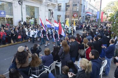 Desfile estudiantil por el Día de la Independencia en 2019.