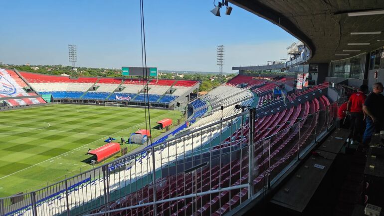 El estadio Defensores del Chaco en la previa de Paraguay vs. Argentina.