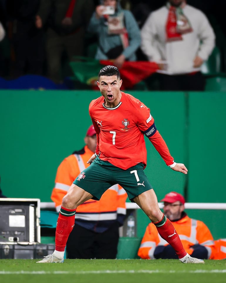 El jugador portugues Cristiano Ronaldo dos Santos Aveiro jugo su ultimo mundial en el 2026.