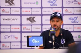 Eduardo Fabián Ledesma Trinidad (40 años), entrenador del Sportivo 2 de Mayo de Pedro Juan Caballero.