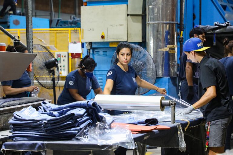 Fuerte expansión: maquila paraguaya ya supera los US$ 1.000 millones en exportaciones