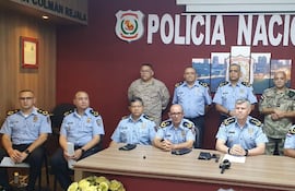 Los altos mandos de la Policía estuvieron en la toma de cargo del comisario general José Félix Vega, segundo de la izquierda.