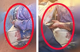 En la foto de la izquierda no está el revólver, en la otra ya aparece en la mano derecha.