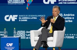 Juan Manuel Santos, expresidente de Colombia, en el Foro CAF.