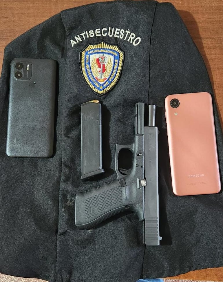Evidencias incautadas en poder de los detenidos.
