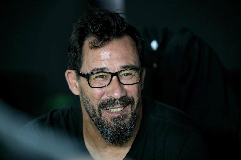 Pablo Andrés "Vitamina" Sánchez (53 años), director técnico de Olimpia.