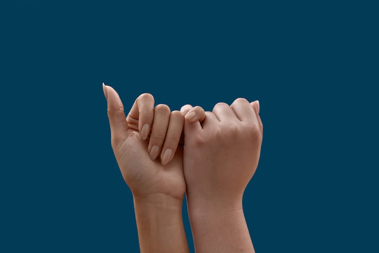 Vínculo entre mujeres. ¿Es amistad o amor?