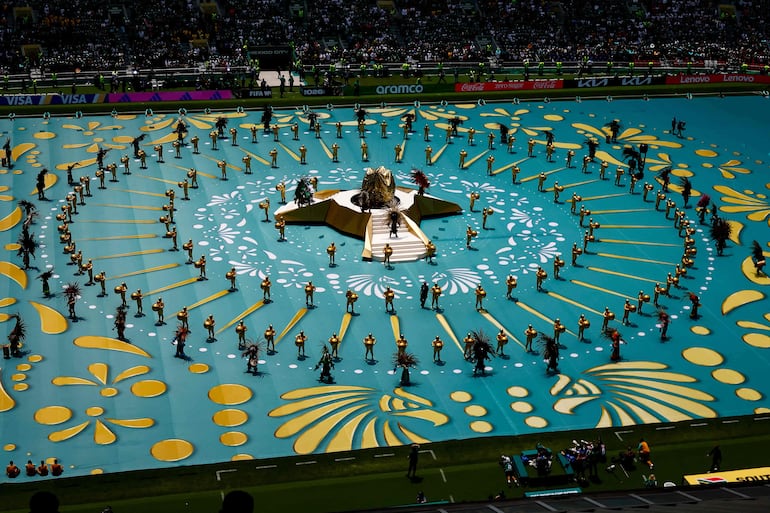 Artistas actúan durante la ceremonia de apertura previa al partido de fútbol del Grupo A de la Copa Mundial de 2026 entre México y Sudáfrica en el Estadio de la Ciudad de México, el 11 de junio de 2026.