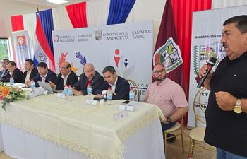 Julio Colman, comunicador y propietario de radio de Canindeyú reclamó a directivos de la Conatel la falta de combate contra las radios piratas en Canindeyú