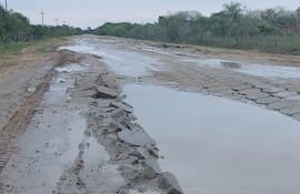 El tramo de unos 20 kilómetros entre General Díaz y Paso de Patria se encuentra en pésimas condiciones, afectando a pobladores, productores y turistas.