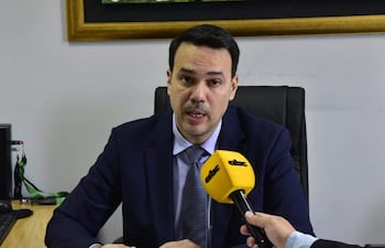 Rolando Duarte, juez penal de garantías, que libró el exhorto de extradición para el ciudadano chileno.