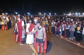 Viacrucis escenificado llevado a cabo esta tarde noche en San Joaquín.