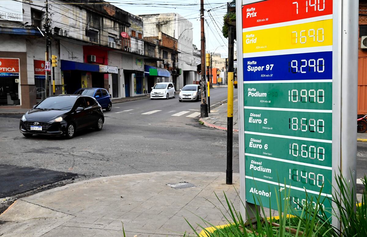 App gratuita muestra dónde es más barato cargar combustible tras nueva suba