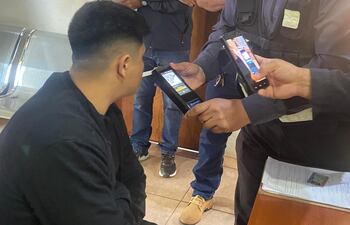 Guillermo Gabriel Portillo, sometido a la prueba de alcoholemia con resultado positivo.