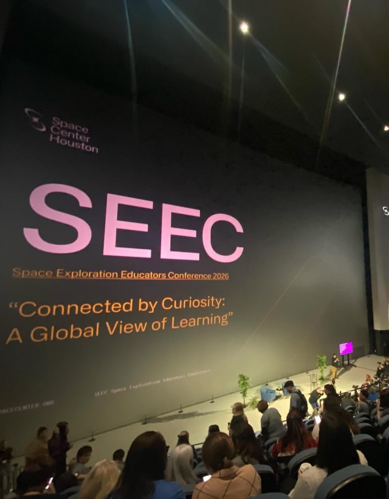 Paraguayas en la Space Exploration Educators Conference en Houston, Texas, EE.UU.