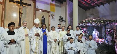 El arzobispo emérito de Asunción, monseñor Edmundo Valenzuela, presidió a misa en honor a la protectora de Villa Elisa, Virgen del Carmen.