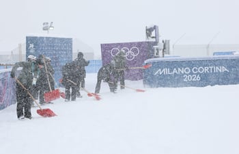 Varias pruebas de los Juegos Olímpicos de Invierno de Milano-Cortina previstas el martes en Livigno, entre ellas la final del snowboard slopestyle femenino, quedaron aplazadas por una fuerte nevada en esta estación de montaña del norte de Italia, anunciaron los organizadores.