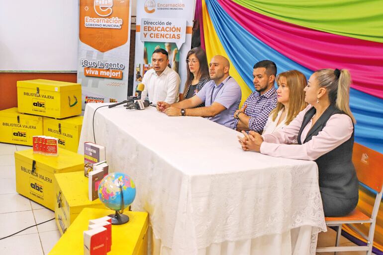 Conociendo la historia del Paraguay a través de los libros.