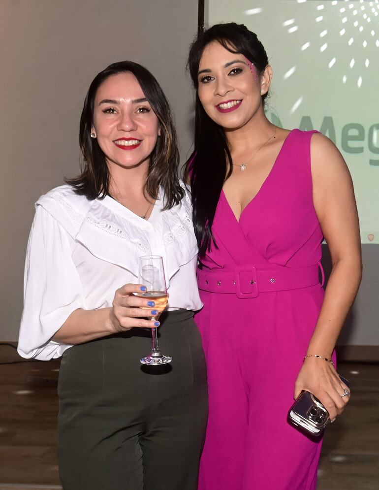 Ofelia Casco y Nancy Báez.