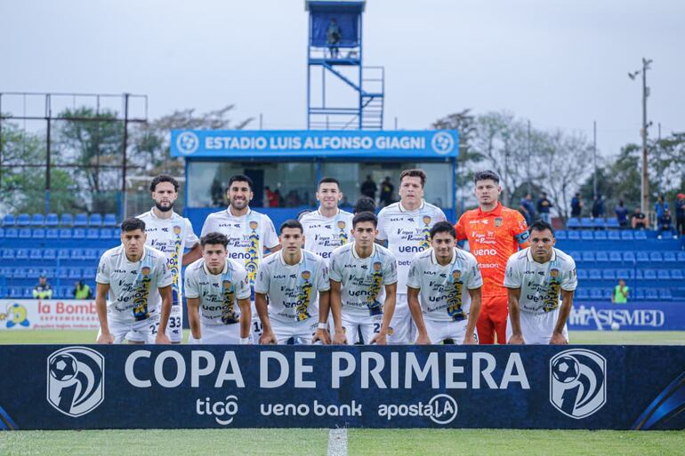 El equipo de Sportivo Luqueño que viene de igualar contra Atlético Tembetary, en la decimoctava ronda.