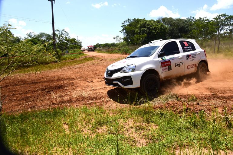 Bruno Llano tuvo un año realmente espectacular para consagrarse campeón en la F2 y la RC4A.