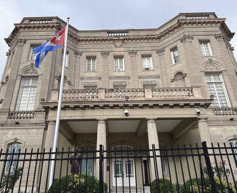 Embajada de Cuba en Washington, Estados Unidos. 
