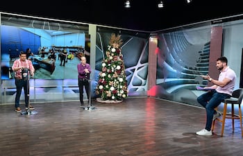 Diego Nadiv Kemper Zimerliz, representante de la armería Camping 44, en el programa Crimen y Castigo de ABC TV.