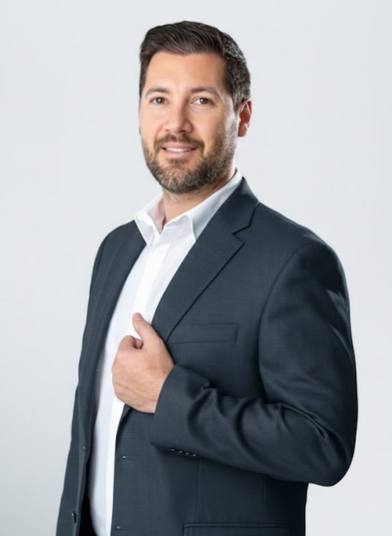 Mag. Ing. Luis López Lafuente.